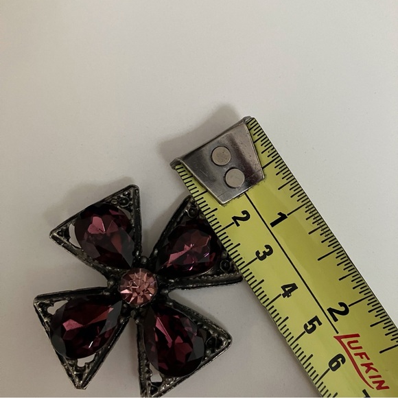 Purple Flower shaped Brooch vintage - Picture 4 of 5